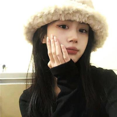 圈养的妇女